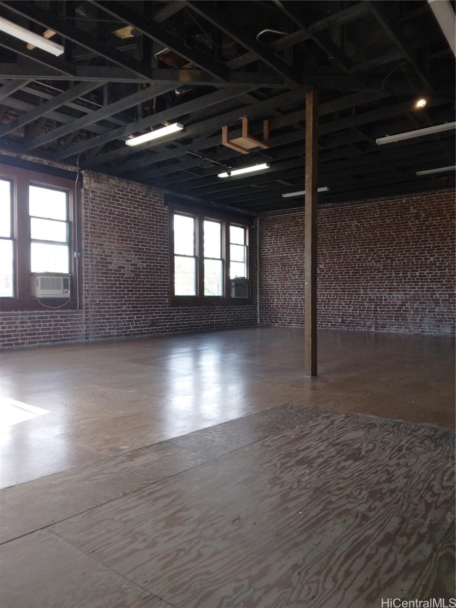 MLS 202417370 photo 4