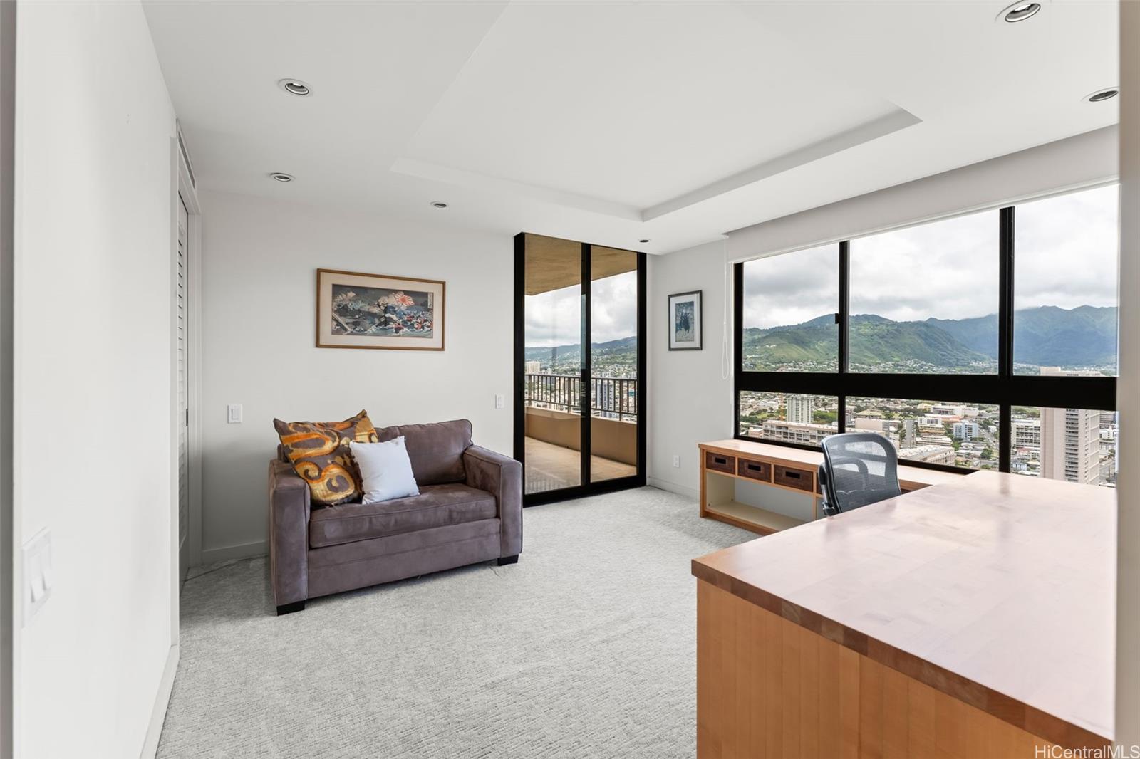2121 Ala Wai #PH-1 photo 10