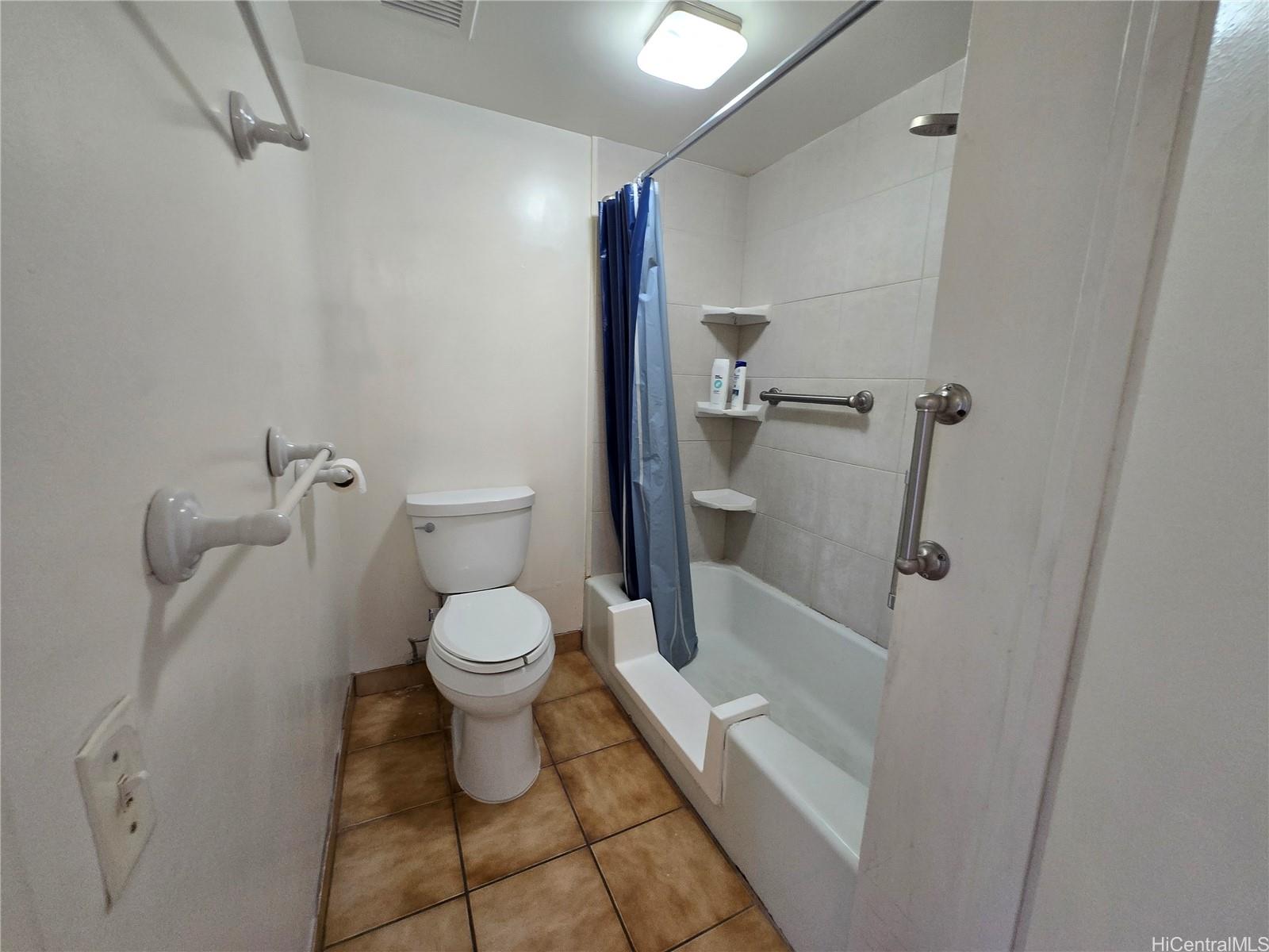 Windward Passage #208 photo 16