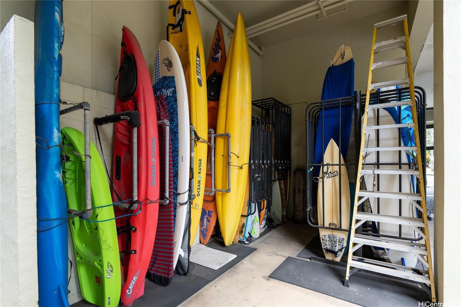 Windward Passage #208 photo 5