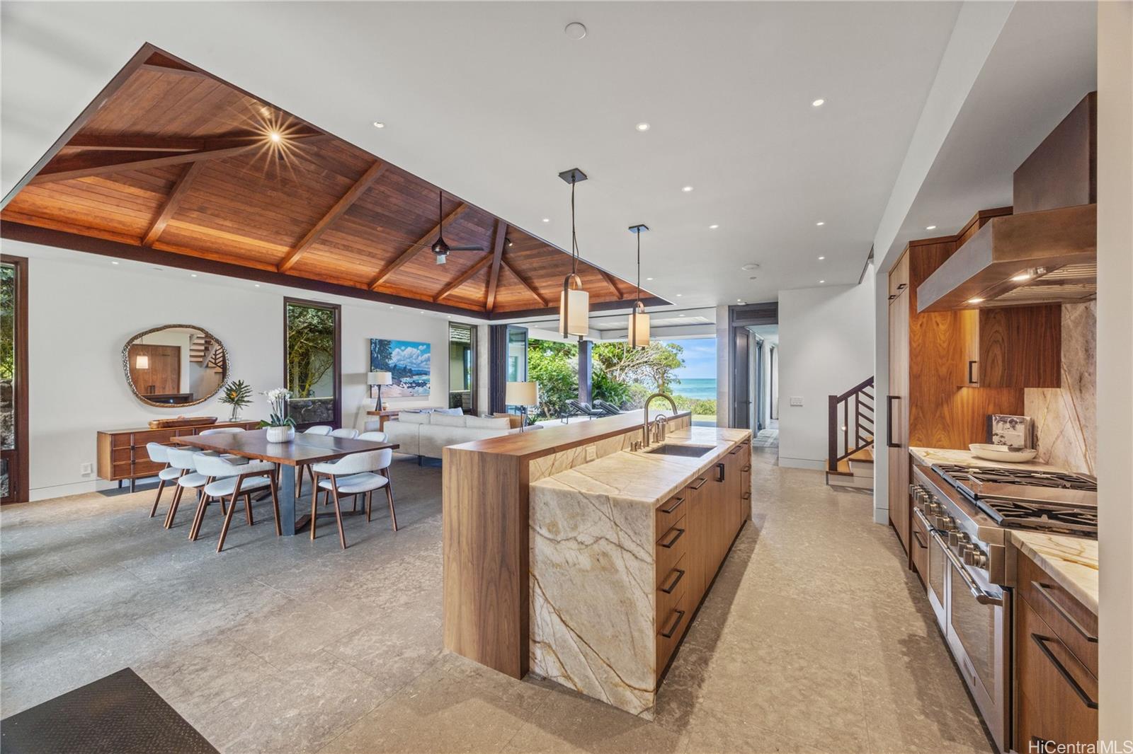 MLS 202521340 photo 6
